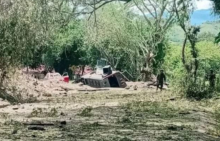 Cuatro soldados heridos tras explosión contra vehículo militar en Cauca